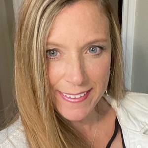 Meet your Posher, Denelle